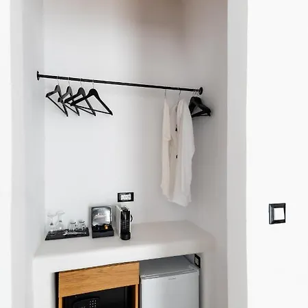 Ryous Mykonos Hotel *