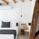 Ryous Mykonos Hotel *