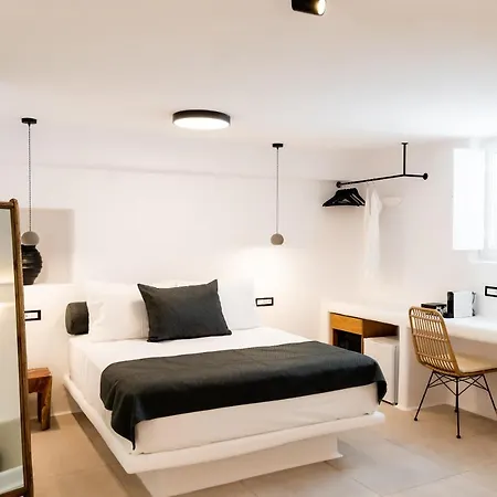 Ryous Mykonos Hotel *