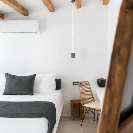 Ryous Mykonos Hotel *